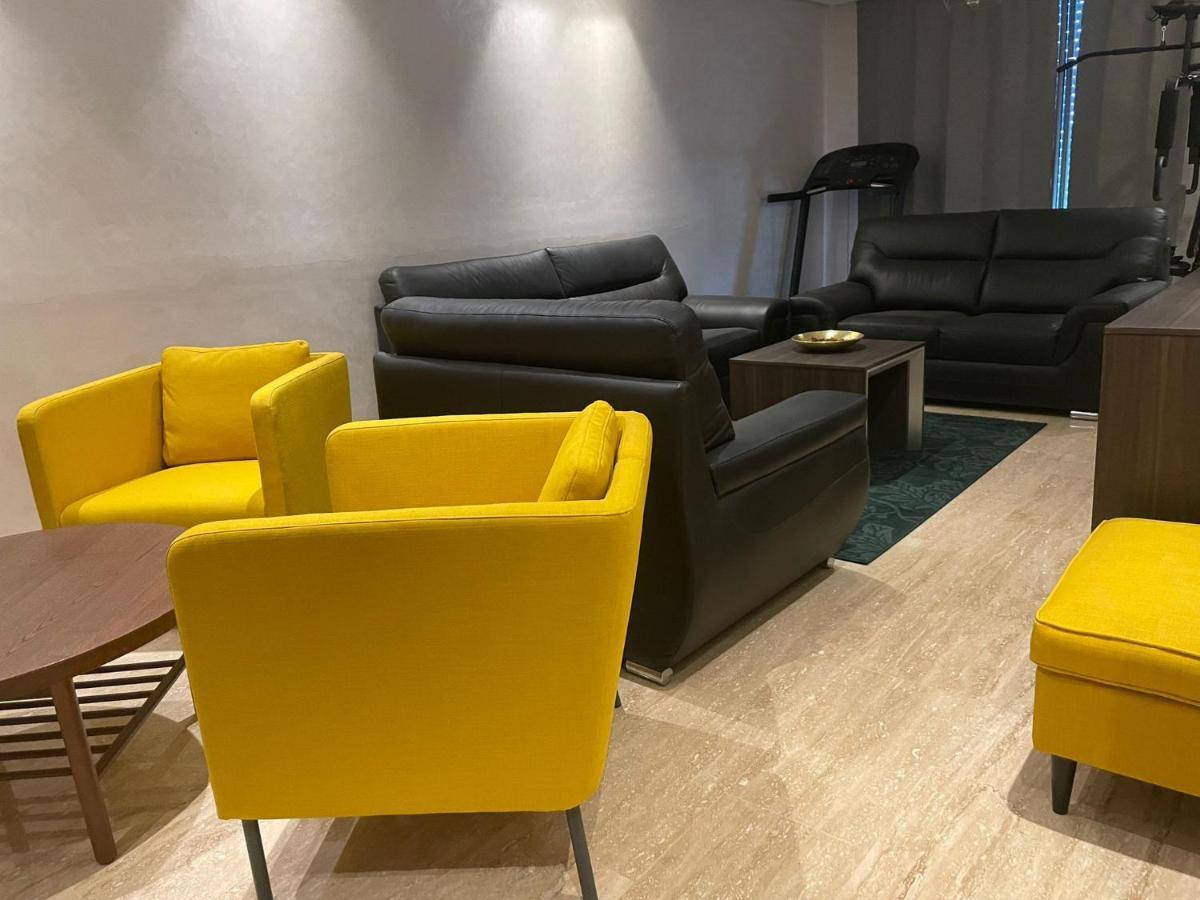 Appartement Haut Standing Proche Gare Casa Voyageur Casablanca Bagian luar foto